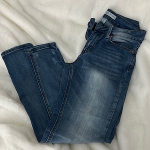 Juniors jeans.